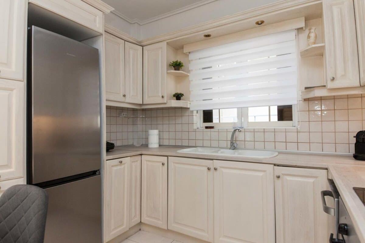 Faliro 2 Bd Escape Modern Living Redefined Apartment *